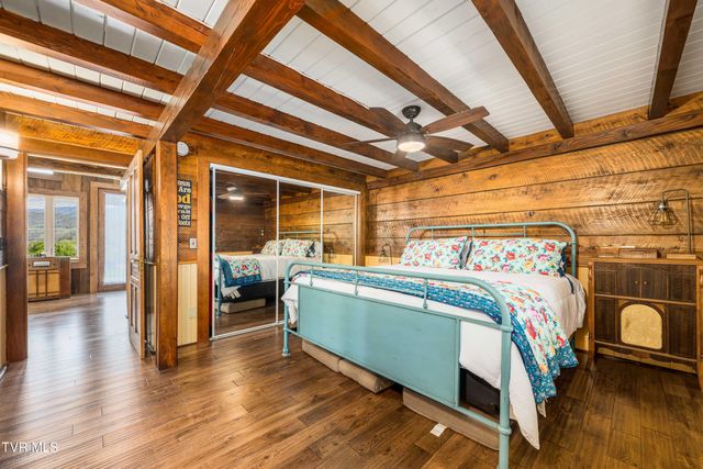 110 North River Lane, Butler, TN 37640