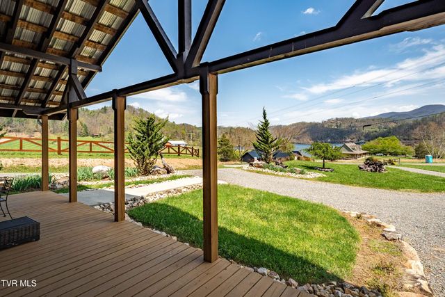 110 North River Lane, Butler, TN 37640