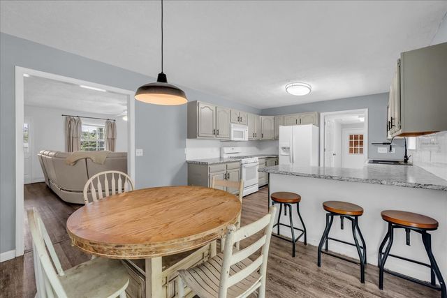 424 Winchester Hwy, Hillsboro, TN 37342