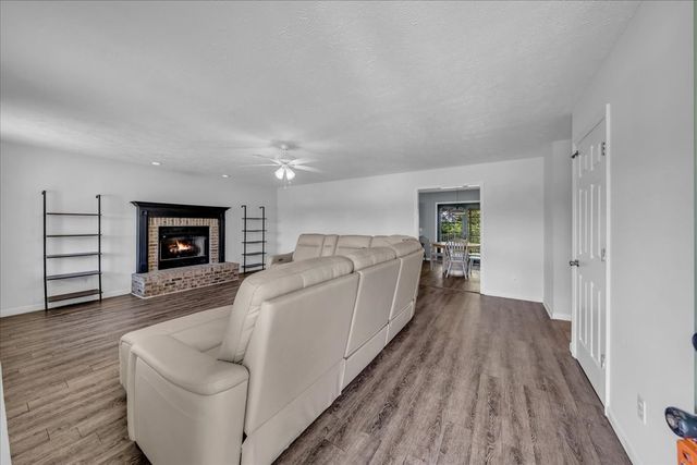 424 Winchester Hwy, Hillsboro, TN 37342