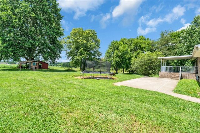 424 Winchester Hwy, Hillsboro, TN 37342