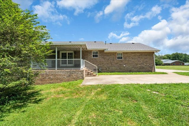 424 Winchester Hwy, Hillsboro, TN 37342