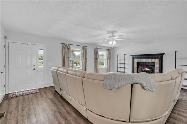 424 Winchester Hwy, Hillsboro, TN 37342