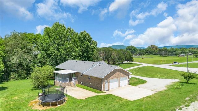 424 Winchester Hwy, Hillsboro, TN 37342