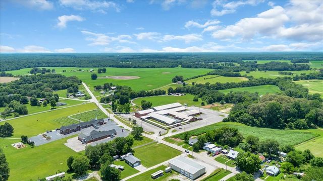 424 Winchester Hwy, Hillsboro, TN 37342
