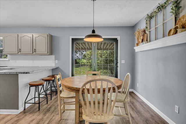 424 Winchester Hwy, Hillsboro, TN 37342
