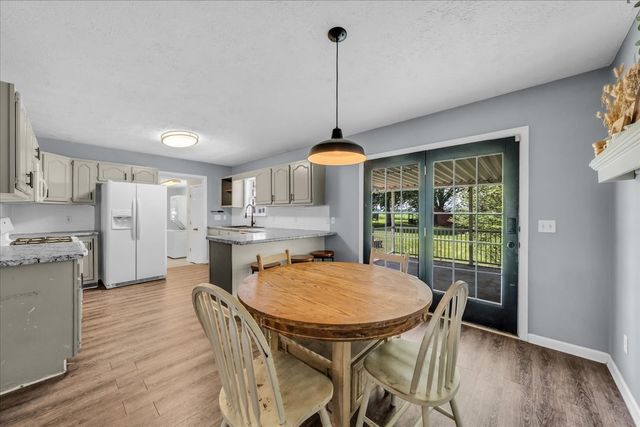 424 Winchester Hwy, Hillsboro, TN 37342