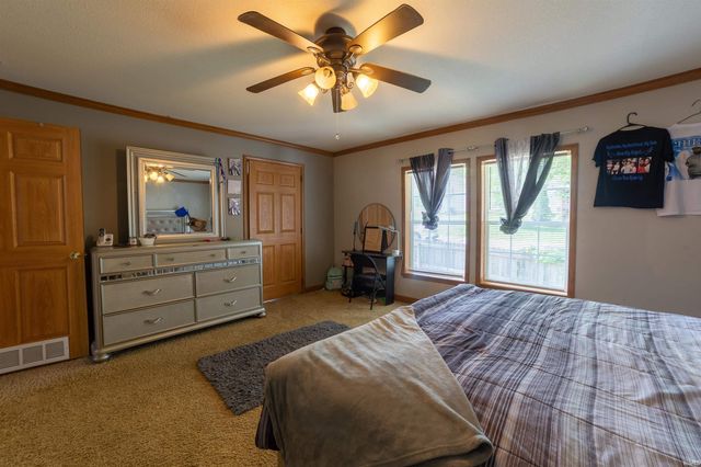 3919 Claremont Avenue, Evansville, IN 47712