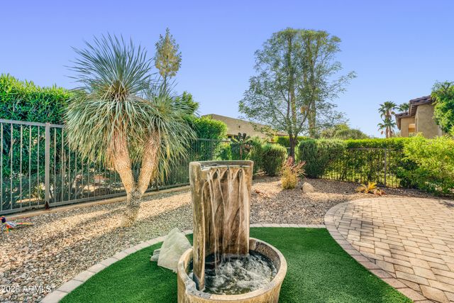 12445 W FETLOCK Trail, Peoria, AZ 85383