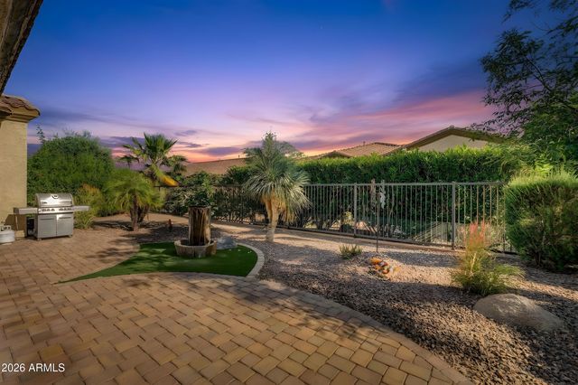 12445 W FETLOCK Trail, Peoria, AZ 85383