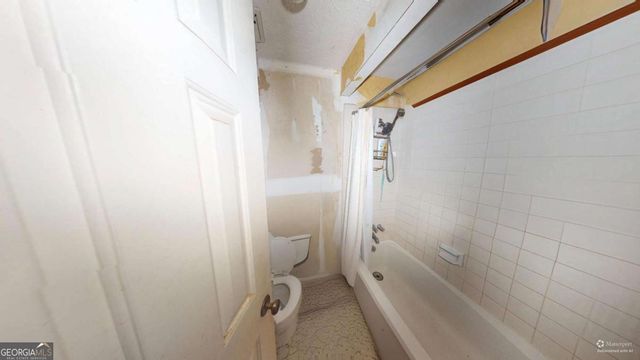 3246 Classic Drive, Snellville, GA 30078