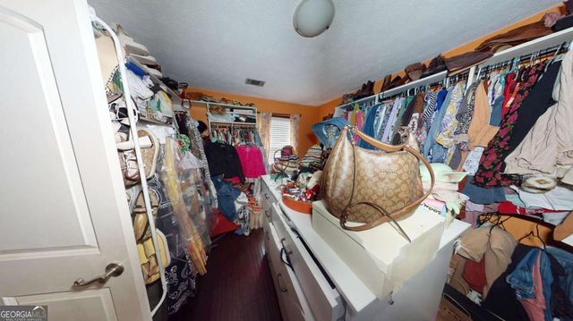 3246 Classic Drive, Snellville, GA 30078