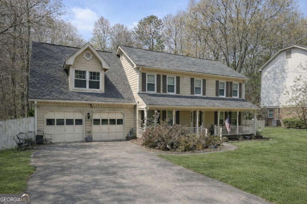 3246 Classic Drive, Snellville, GA 30078