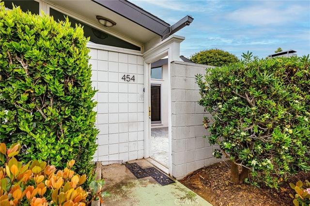 454 Bolero, Newport Beach, CA 92663