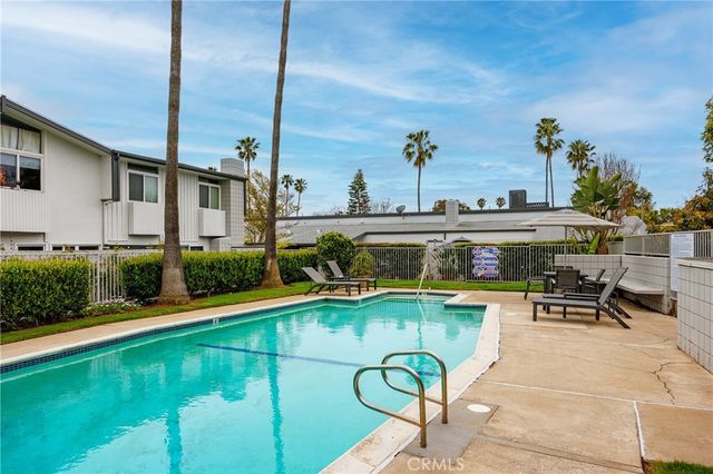 454 Bolero, Newport Beach, CA 92663