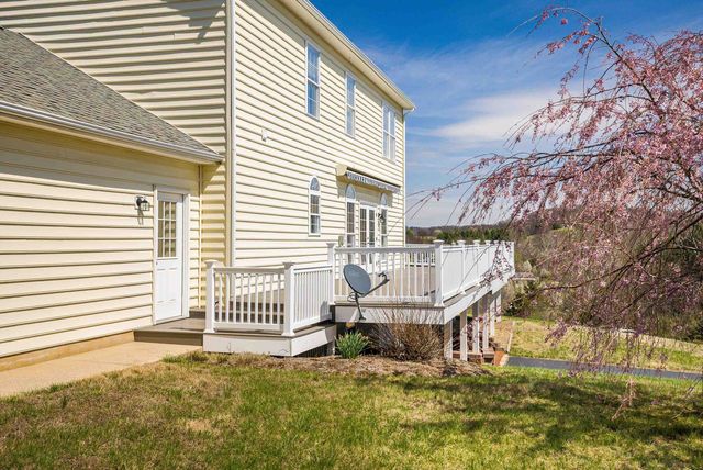 2178 CHURCHVILLE AVE, Staunton, VA 24401