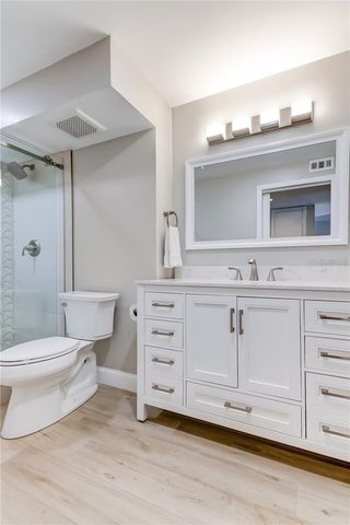 51 ISLAND WAY 104, Clearwater Beach, FL 33767