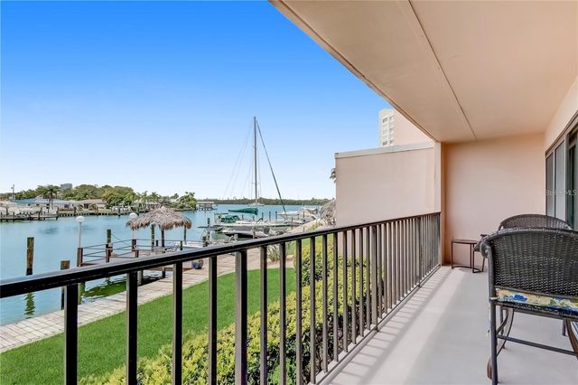 51 ISLAND WAY 104, Clearwater Beach, FL 33767