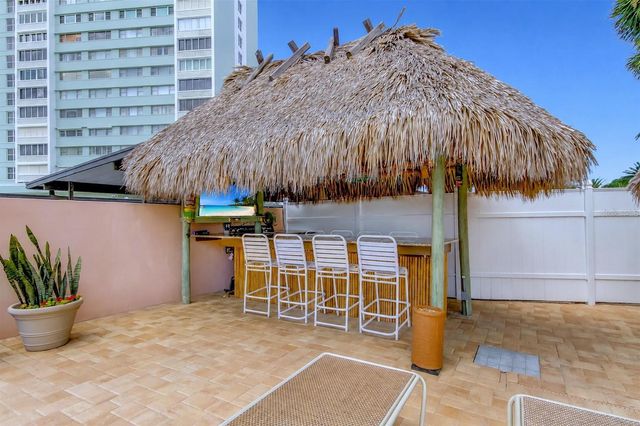 51 ISLAND WAY 104, Clearwater Beach, FL 33767