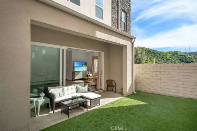 26720 Afton Lane, Valencia, CA 91381