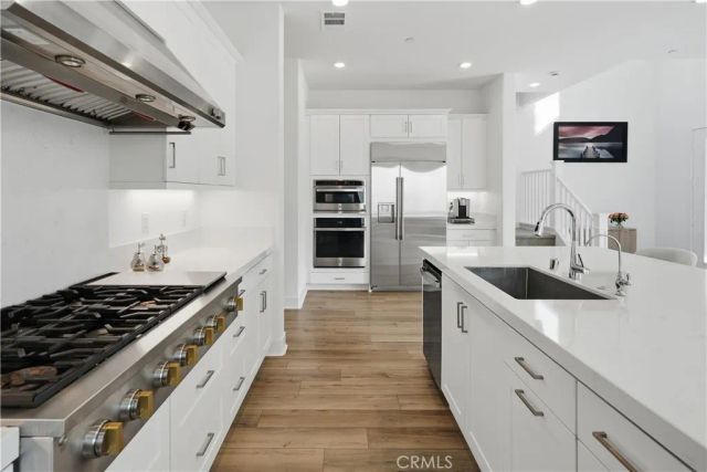 26720 Afton Lane, Valencia, CA 91381