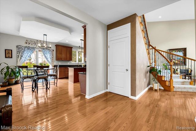 29750 Martell Court, Novi, MI 48377