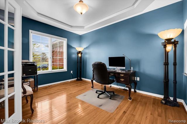 29750 Martell Court, Novi, MI 48377