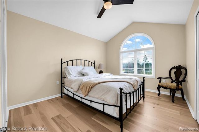 29750 Martell Court, Novi, MI 48377