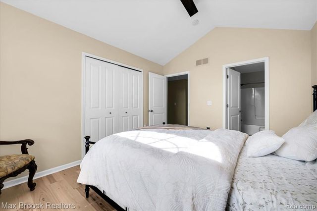 29750 Martell Court, Novi, MI 48377