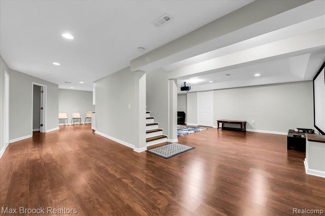 29750 Martell Court, Novi, MI 48377