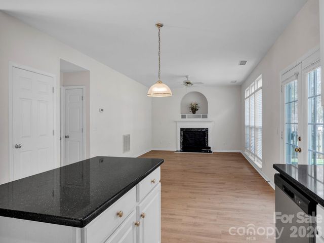 8723 Huntland Court, Charlotte, NC 28277