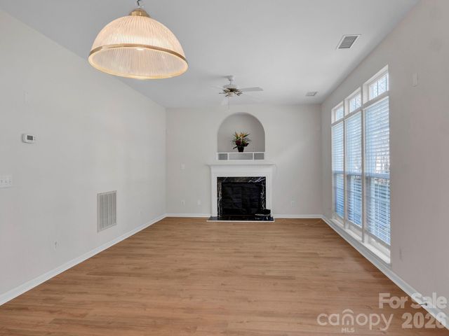 8723 Huntland Court, Charlotte, NC 28277