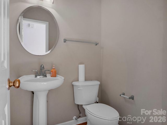 8723 Huntland Court, Charlotte, NC 28277