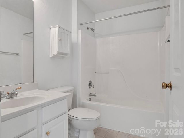 8723 Huntland Court, Charlotte, NC 28277