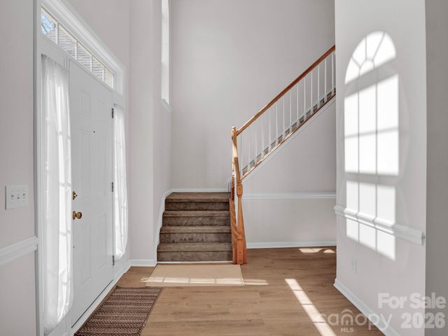 8723 Huntland Court, Charlotte, NC 28277