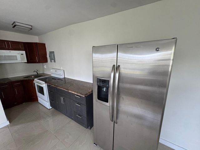 1042 Foster Road, Hallandale Beach, FL 33009