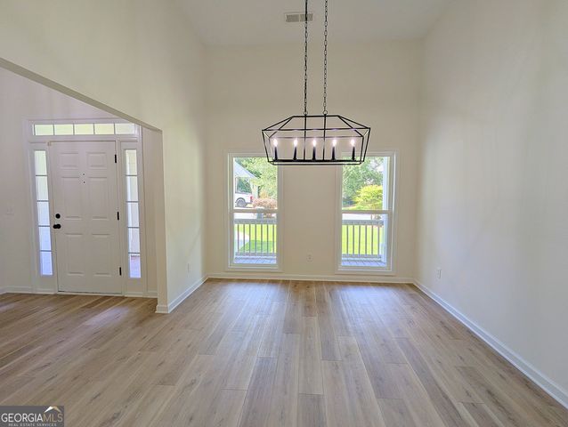 8 Crestview Lane SE, Rome, GA 30161