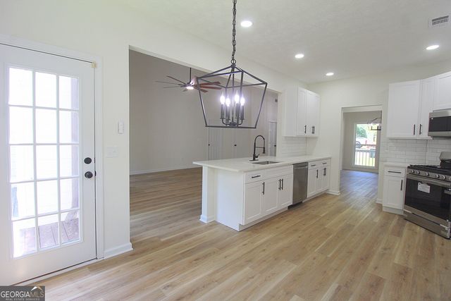 8 Crestview Lane SE, Rome, GA 30161
