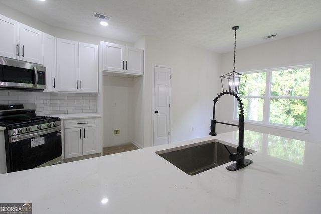 8 Crestview Lane SE, Rome, GA 30161