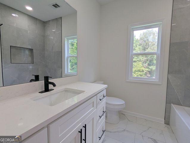 8 Crestview Lane SE, Rome, GA 30161