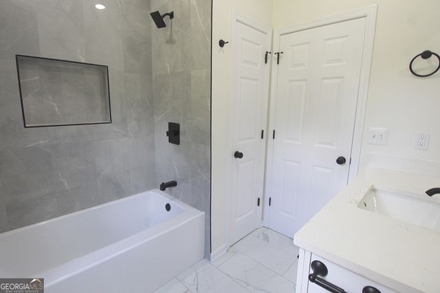 8 Crestview Lane SE, Rome, GA 30161