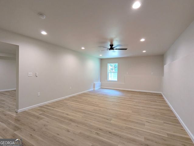 8 Crestview Lane SE, Rome, GA 30161