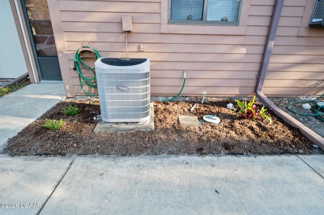 149 White Fawn Drive, Daytona Beach, FL 32114