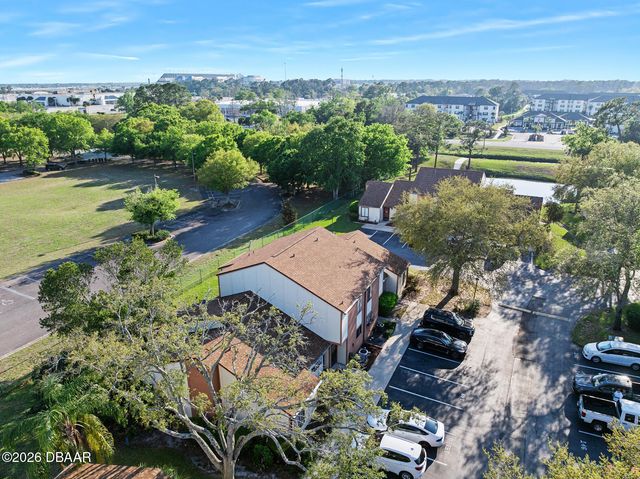 149 White Fawn Drive, Daytona Beach, FL 32114