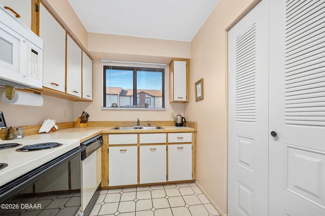 149 White Fawn Drive, Daytona Beach, FL 32114