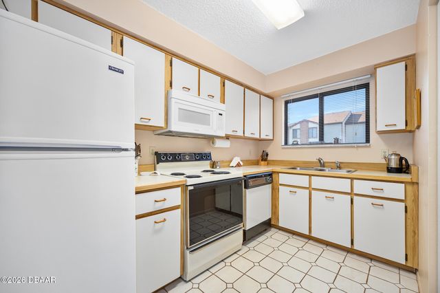 149 White Fawn Drive, Daytona Beach, FL 32114