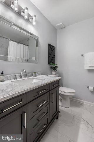 1703 SHERWOOD DR, Fredericksburg, VA 22405