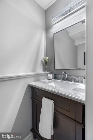 1703 SHERWOOD DR, Fredericksburg, VA 22405