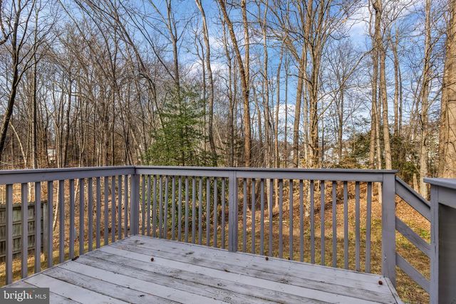 1703 SHERWOOD DR, Fredericksburg, VA 22405