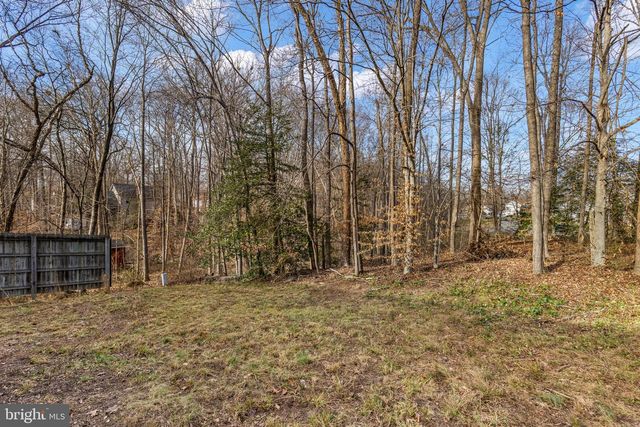 1703 SHERWOOD DR, Fredericksburg, VA 22405